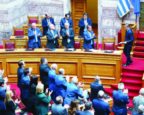 «Δεν είμαι Χάρι Πότερ, αλλά έχουμε μειώσει 83 φόρους και την ανεργία»