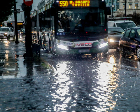 ΚΑΚΟΚΑΙΡΙΑ ΑΘΗΝΑ ΔΡΟΜΟΙ