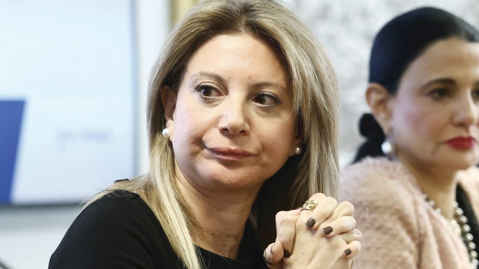 Καρυστιανού