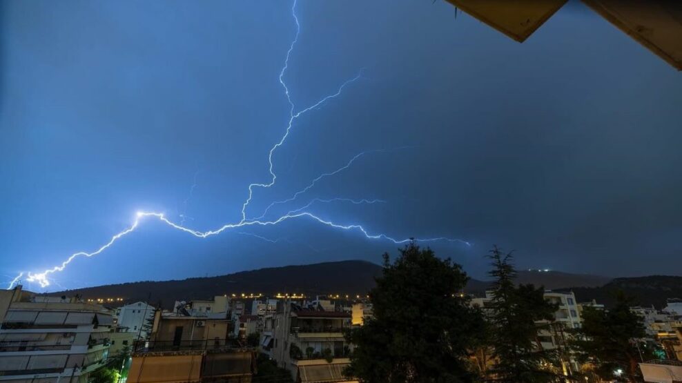 37.000 κεραυνοί