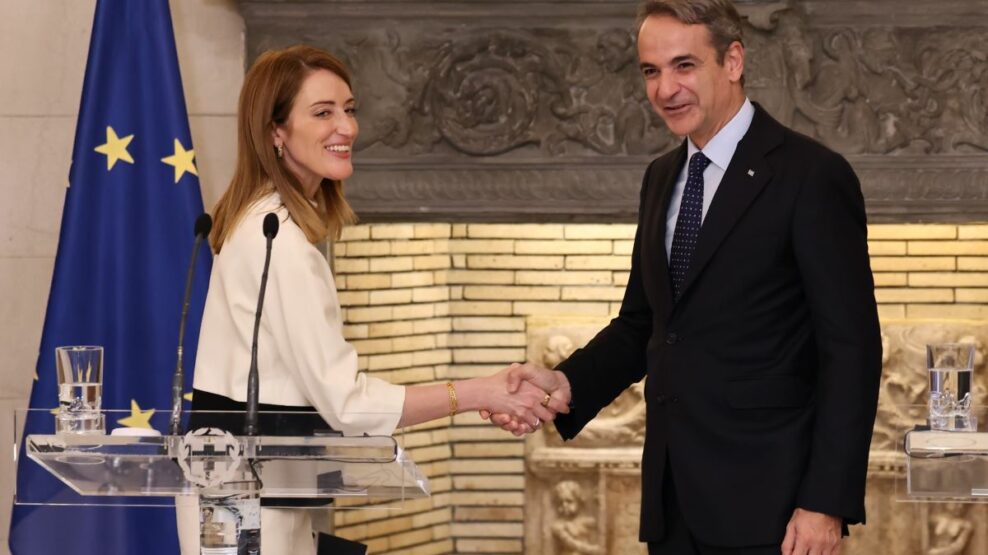 Μητσοτάκης Μέτσολα