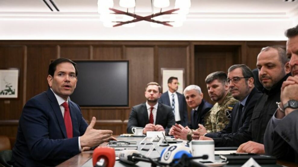 Κρίσιμες διαπραγματεύσεις