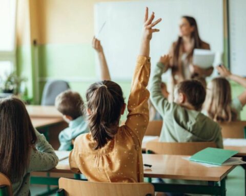 εκπαιδευτικούς