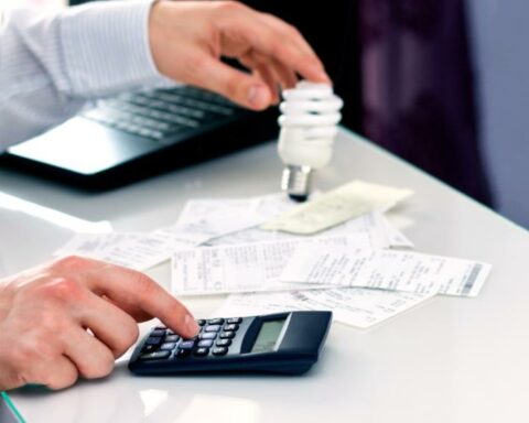 Εξοικονομώ