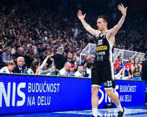 ΑΤΖΟΥΣΙΚ ΑΡΗΣ