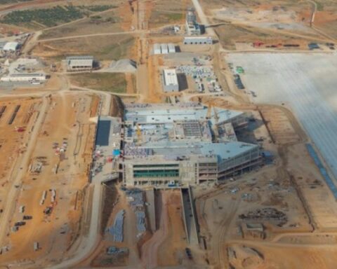 ΑΕΡΟΔΡΟΜΙΟ ΚΑΣΤΕΛΛΙ