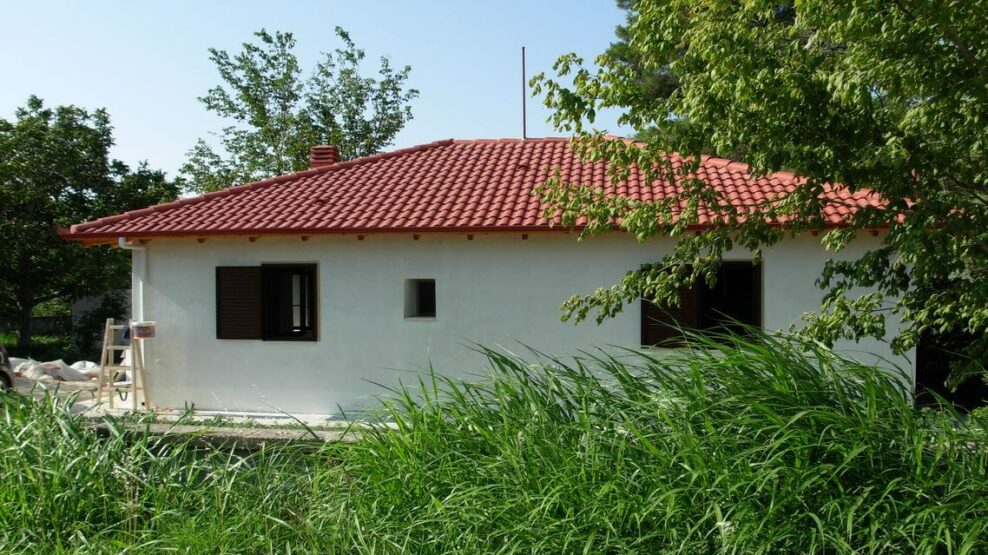 ΣΠΙΤΙ ΑΠΑΛΙΟ ΑΝΑΚΑΙΝΙΣΗ