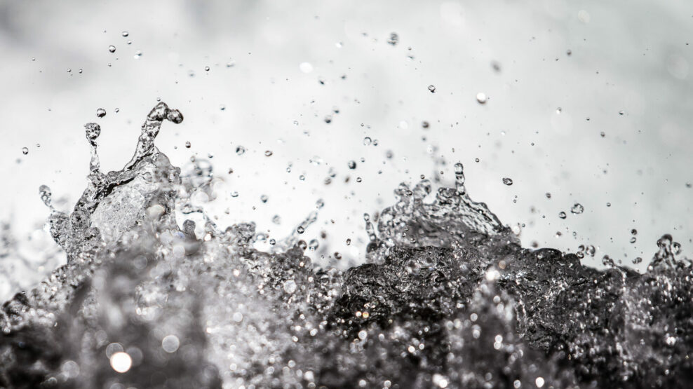 ΝΕΡΟ ΠΟΤΑΜΙ