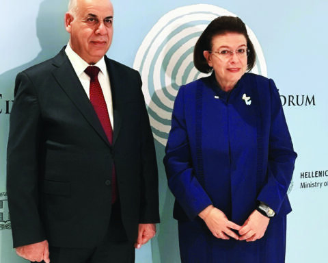 Το παρασκήνιο του Φόρουμ Αρχαίων Πολιτισμών και η ξενάγηση στην Πινακοθήκη