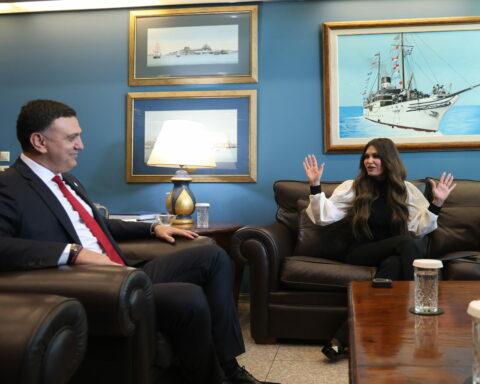 Συνάντηση Γκίλφοϊλ - Κικίλια στο υπουργείο Ναυτιλίας (Εικόνες&Βίντεο)