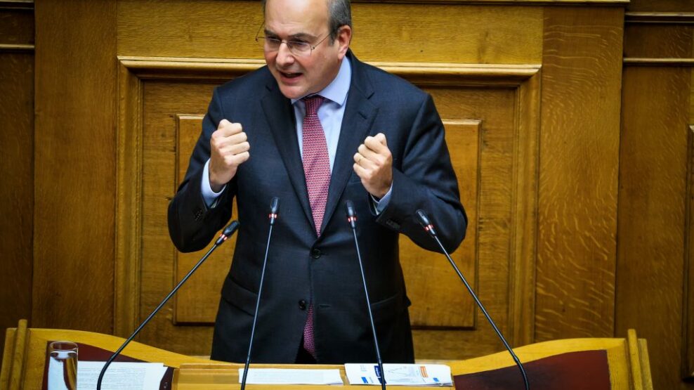 Χατζηδάκης: Πρόσθετο πακέτο 160 εκατ. ευρώ για αγρότες και κτηνοτρόφους