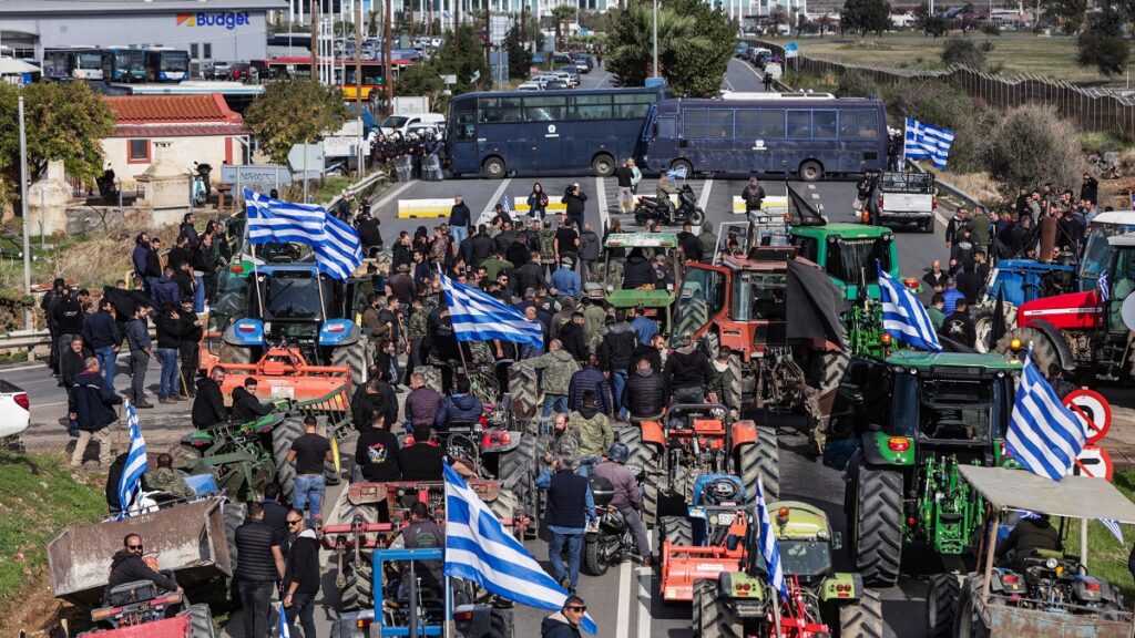 συγκρούσεις αγροτώνΓενική απεργία σε όλη τη Δυτική Μακεδονία αποφάσισαν οι αγρότες