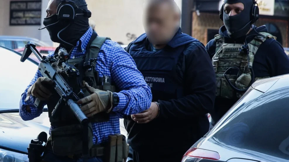 Έλληνας Εσκομπάρ