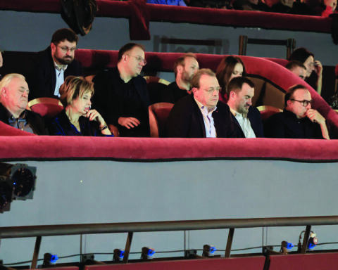 ΦΑΜΕΛΛΟΣ ΧΑΡΙΤΣΗΣ ΒΙΒΛΙΟ ΤΣΙΠΡΑΣ