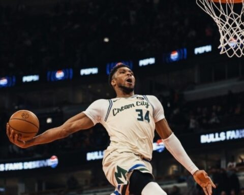 Γύρισε ο Giannis, νίκησαν οι Μπακς