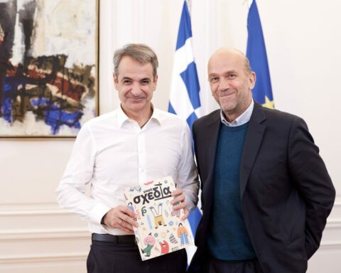 Στο Μαξίμου