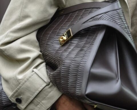 Στο στόχαστρο 13 πολυτελείς οίκοι μόδας στην Ιταλία για εκμετάλλευση κινέζων εργατών