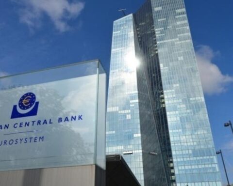 FT: Η ΕΚΤ αρνήθηκε να παράσχει μηχανισμό υποστήριξης δανείου 163 δισ. δολ. στην Ουκρανία