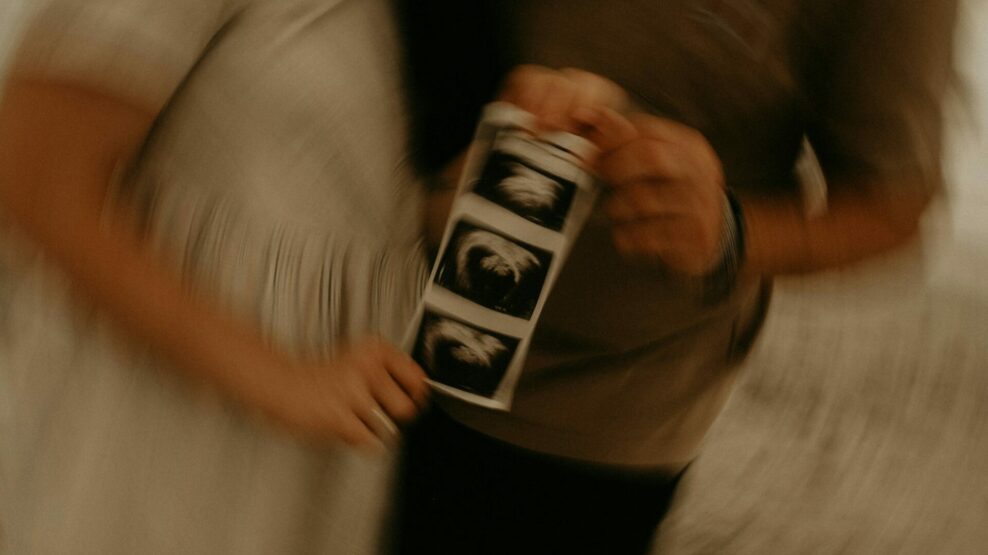 Οι αμβλώσεις φτάνουν σε ιστορικό υψηλό, εν μέσω κρίσης κόστους ζωής