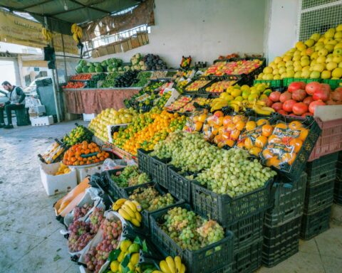 Η Ελλάδα ζητά αυστηρότερους ελέγχους στα εισαγόμενα αγροδιατροφικά προϊόντα στην ΕΕ