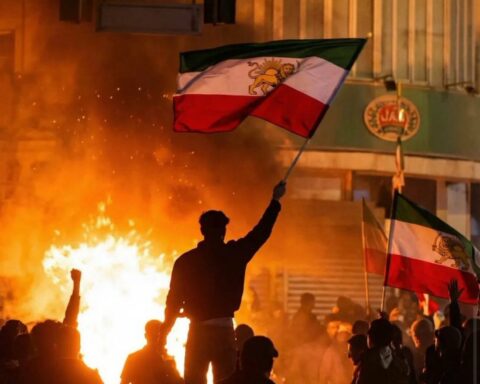 Κλιμακώνεται η καταστολή των διαδηλώσεων στο Ιράν - Τουλάχιστον 598 νεκροί