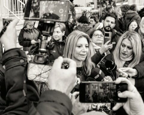 Καρυστιανού