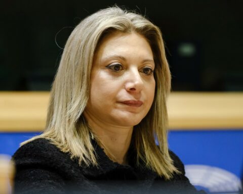 Καρυστιανού αμβλώσεις