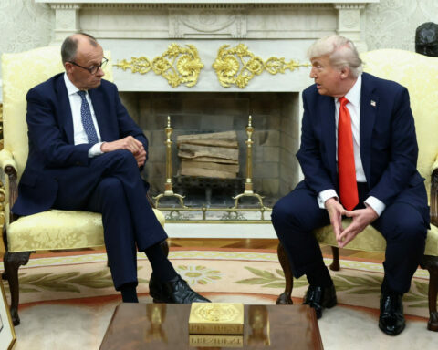 ΜΕΡΤΣ ΤΡΑΜΠ