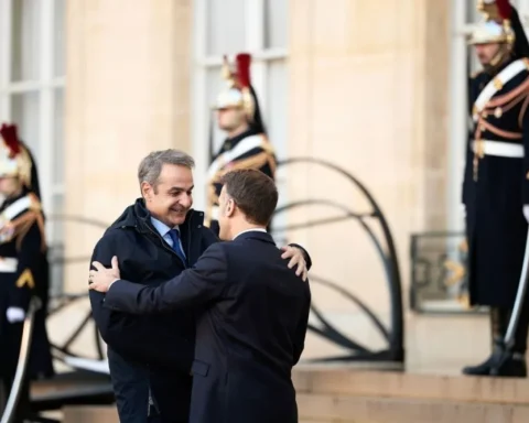 Στο Ελιζέ ο Μητσοτάκης