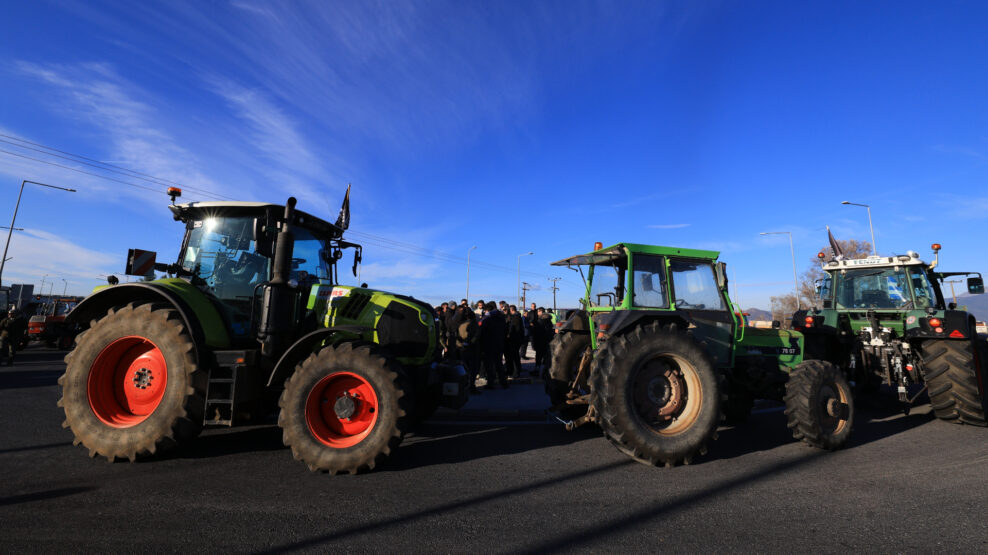 μπλόκο Νίκαια τρακτέρ