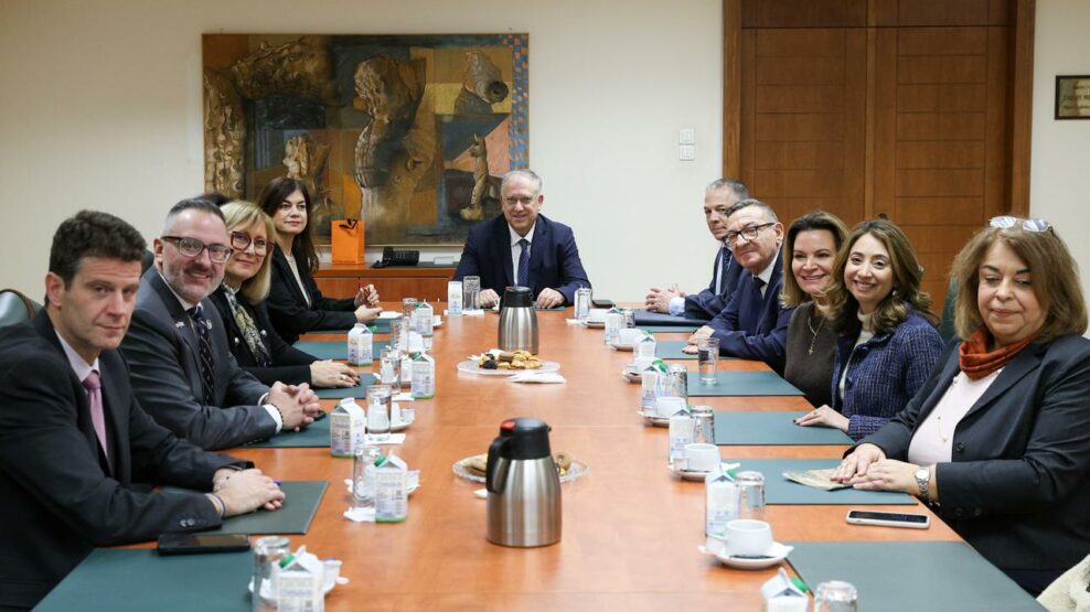 Θεοδωρικάκος: