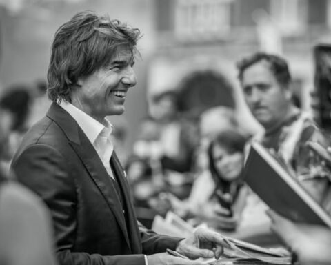 Mήπως ο Τομ Κρουζ γυρίζει την πλάτη στη μακροβιότερη σχέση της ζωής του — τη Βρετανία;