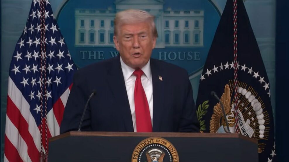 Έκτακτη συνέντευξη Τύπου του Τραμπ στον Λευκό Οίκο με αιχμές για το ΝΑΤΟ (Δείτε live)