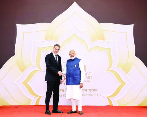 ΜΗΤΣΟΤΑΚΗΣ ΜΟΝΤΙ