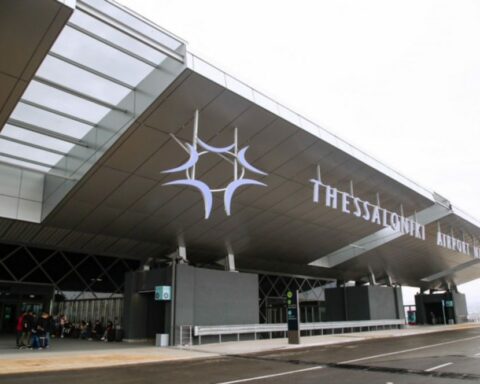 Θεσσαλονίκη: Επιβάτης υπό την επήρεια αλκοόλ αναστάτωσε πτήση