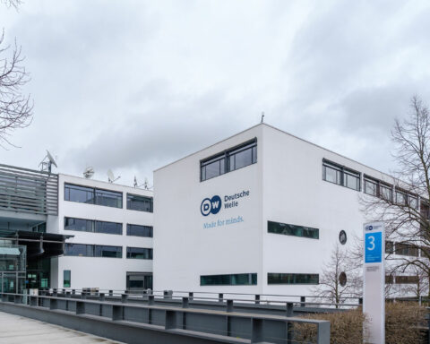 Κλείνει η ελληνική υπηρεσία της Deutsche Welle