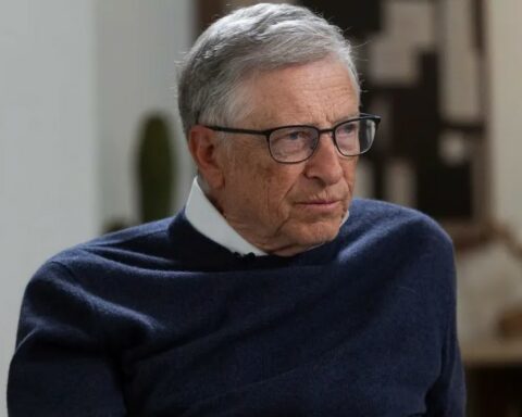 Ο Μπιλ Γκέιτς ζήτησε συγγνώμη για τις σχέσεις του με τον Έπσταϊν