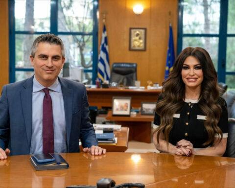 Συνάντηση του Δήμα με την Κίμπερλι Γκιλφόιλ