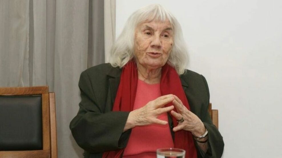 Πέθανε η συγγραφέας Ιωάννα Καρατζαφέρη