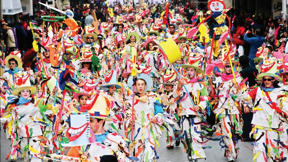 Η Ελλάδα στους ρυθμούς του καρναβαλιού