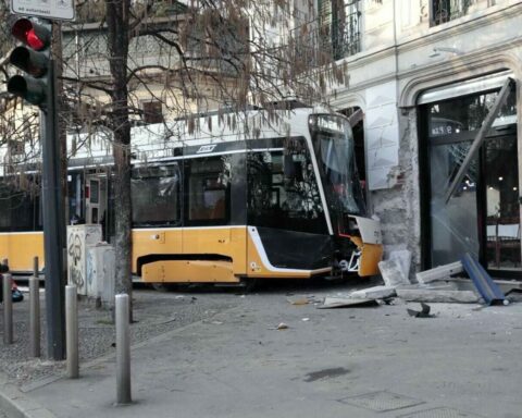 Εκτροχιάστηκε τραμ στο Μιλάνο