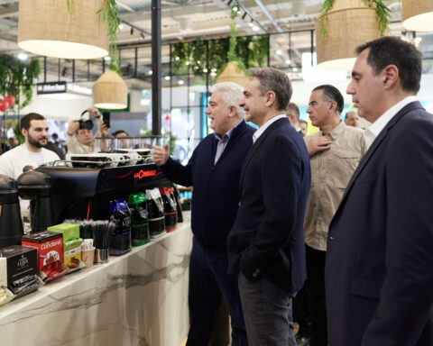 Μητσοτάκης: Επίσκεψη στην έκθεση HORECA