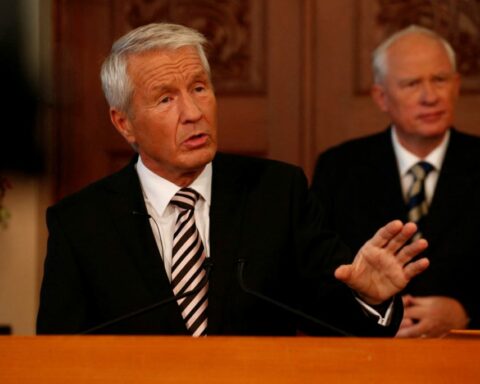 Πρώην πρωθυπουργός της Νορβηγίας νοσηλεύεται μετά από απόπειρα αυτοκτονίας