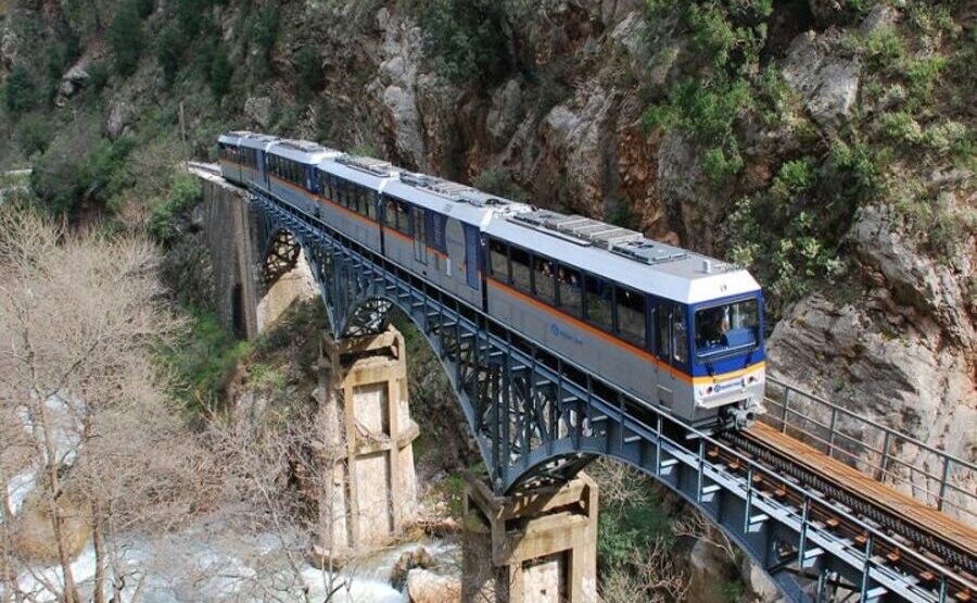 Ακινητοποιήθηκε αμαξοστοιχία του Οδοντωτού στα Καλάβρυτα