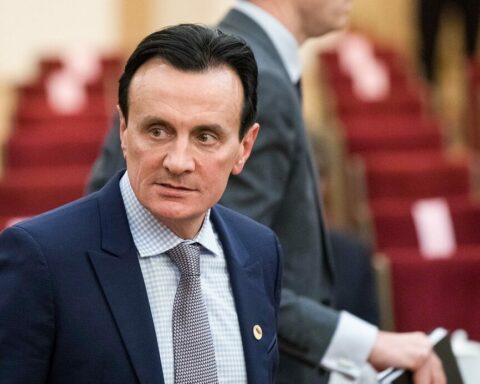 Ο άνθρωπος των 168 εκατομμυρίων λιρών