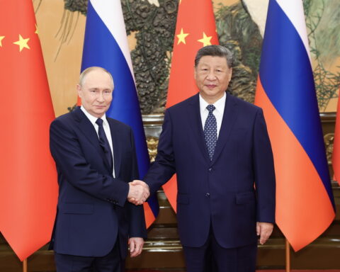 Πούτιν: Αποδέχτηκε πρόσκληση Σι