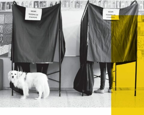 Πώς να σηκώσεις κάποιον από τον καναπέ;