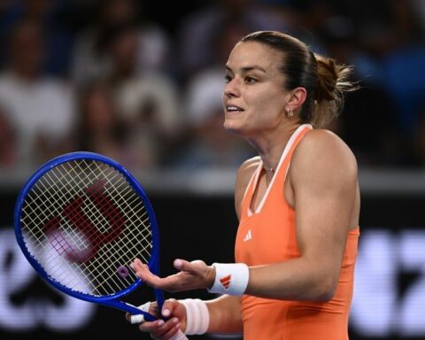 Νέα νίκη για τη Σάκκαρη