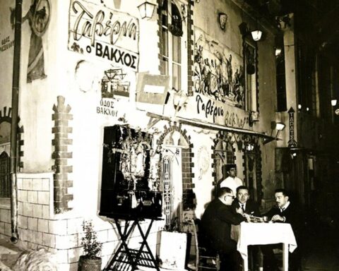 Τσικνοπέμπτη, το αγαπημένο «μαύρο πρόβατο» της Αποκριάς