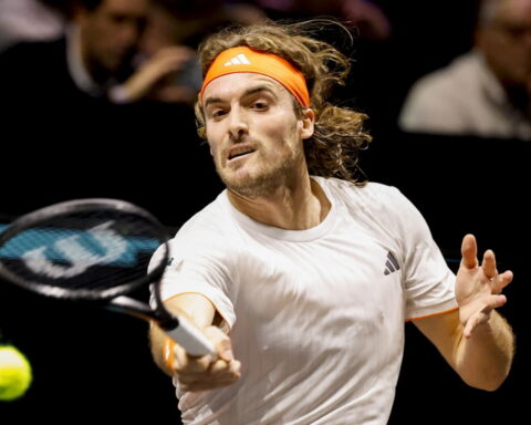 Μεντβέντεφ - Τσιτσιπάς 0-2